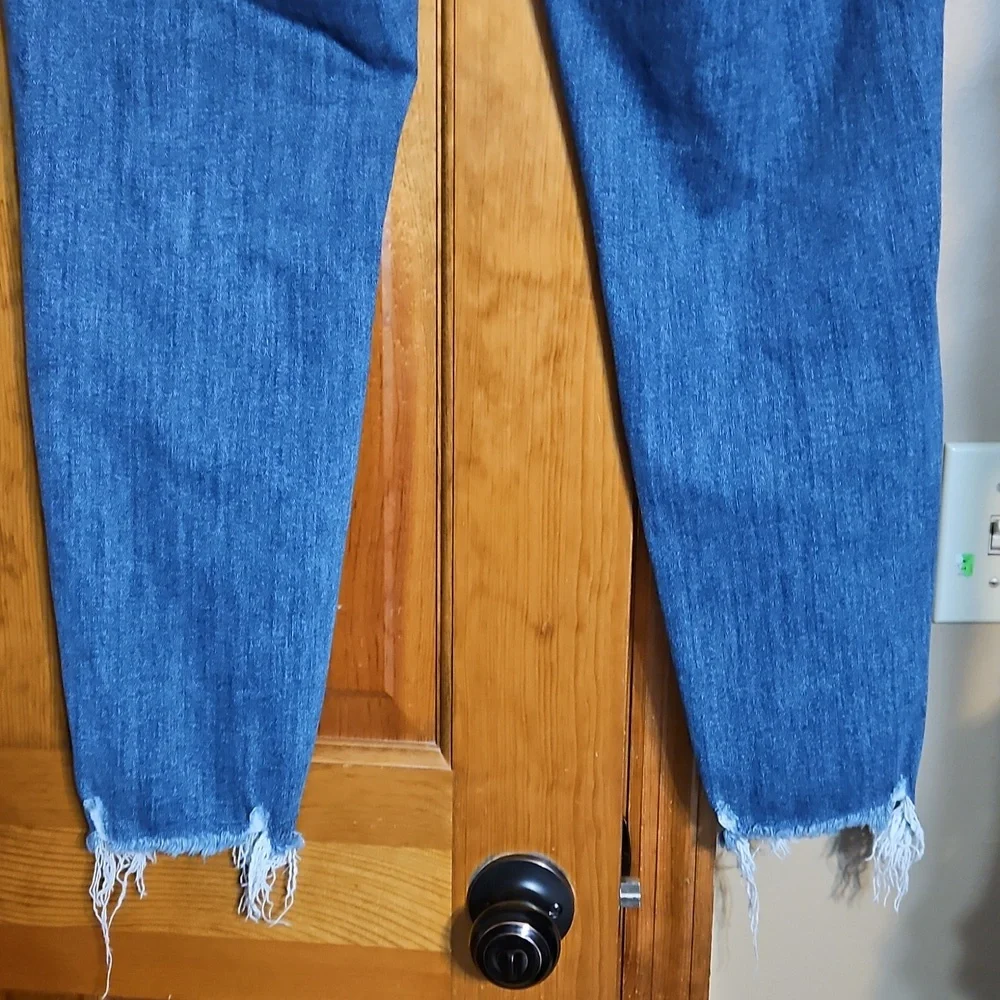 Women's Blue Ankle Cropped Jeans - Picture 7 of 12